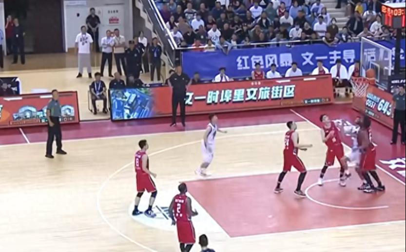 处分篮球员教练规则是什么_篮球教练犯规判罚_篮球教练员处分规则