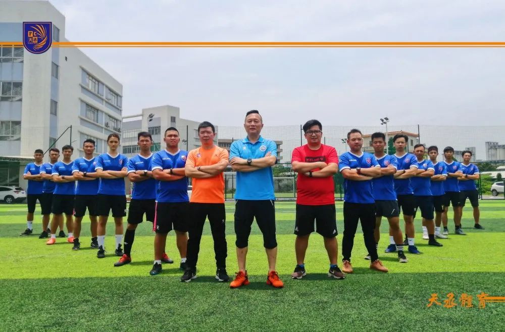广州番禺北城小学怎么样_番禺北片中小学足球联赛_番禺北城小学足球冠军2020