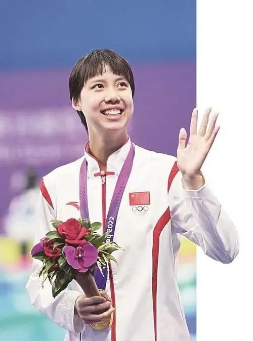 亚运会游泳冠军女子_亚运会游泳冠军妈妈是谁_游泳冠军女孩